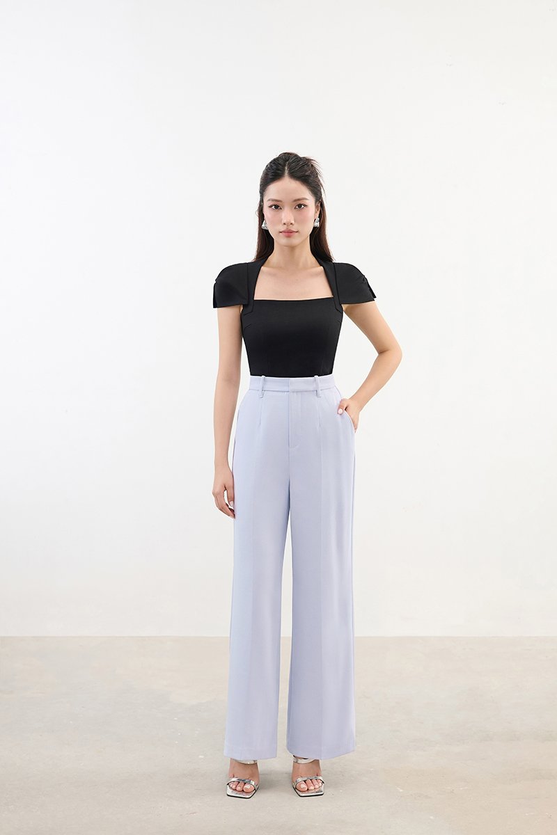 Phoebe Cap Sleeves Top in Classic Black