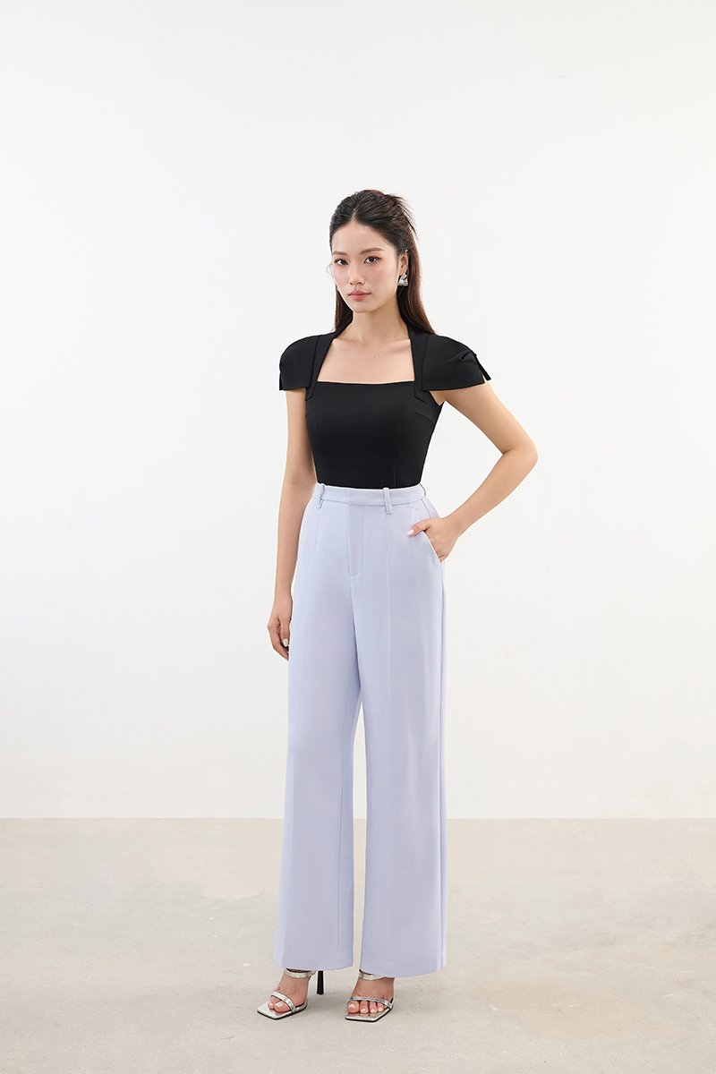 Phoebe Cap Sleeves Top in Classic Black