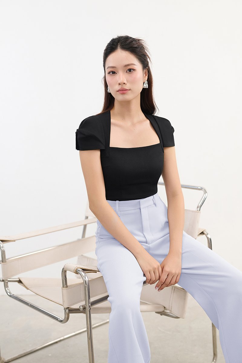 Phoebe Cap Sleeves Top in Classic Black