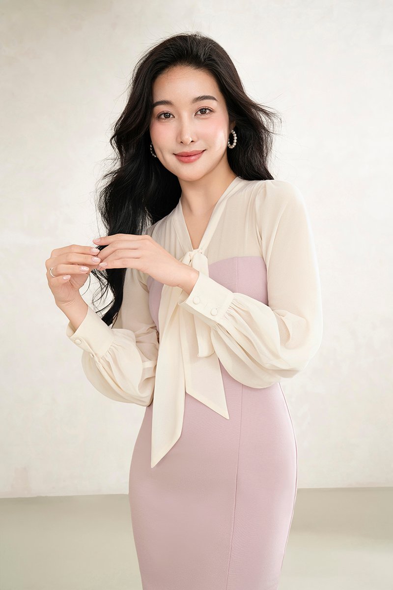 Sarang Chiffon Sleeves Pencil Dress in Lavender Fog with Ivory