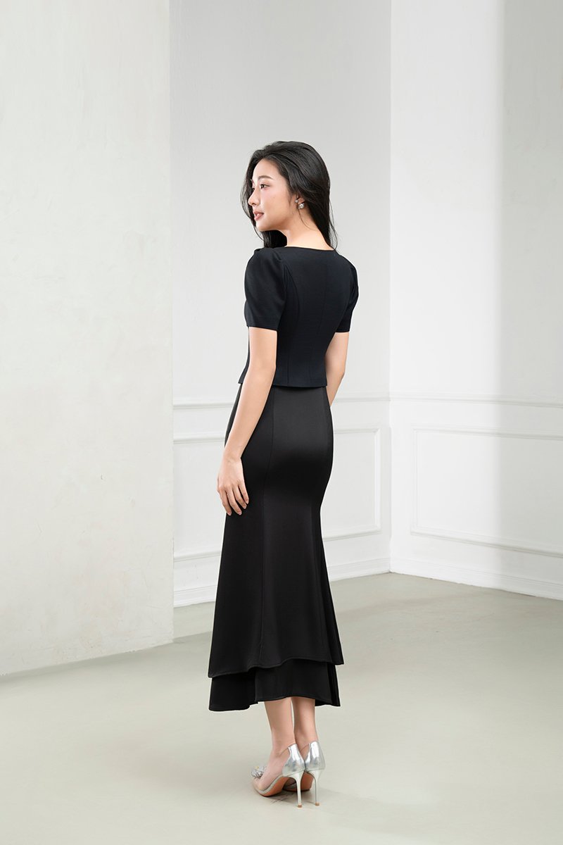 Suhye Mermaid Skirt in Classic Black
