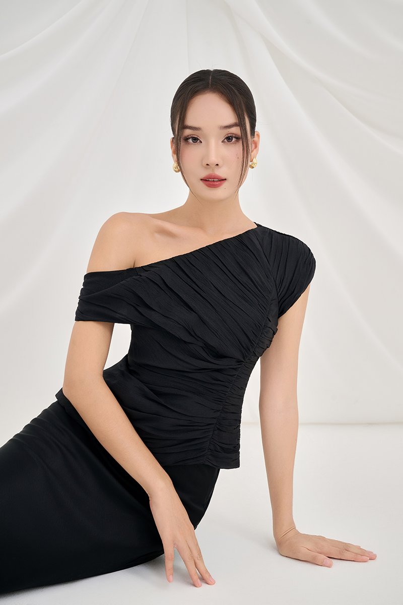 Blythe Padded Asymmetrical Structured Top in Classic Black