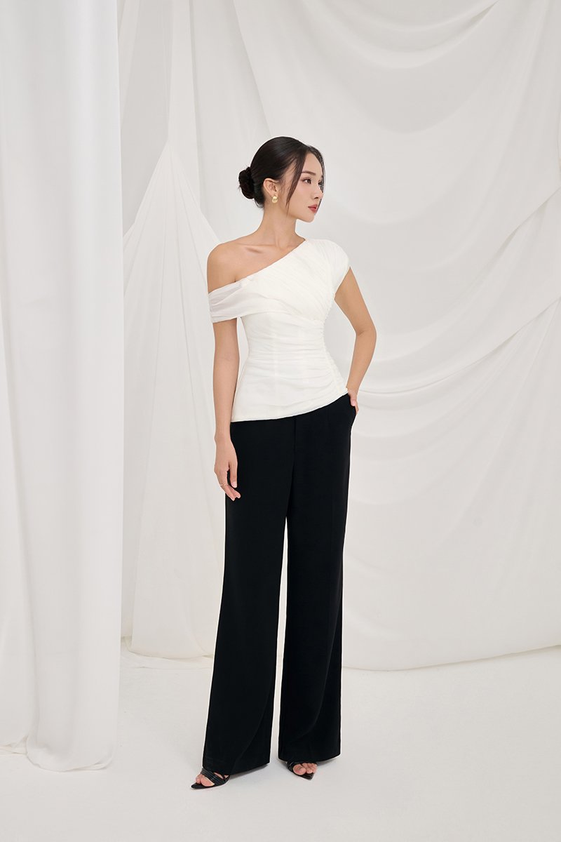 Brooklyn Straight Pants in Classic Black