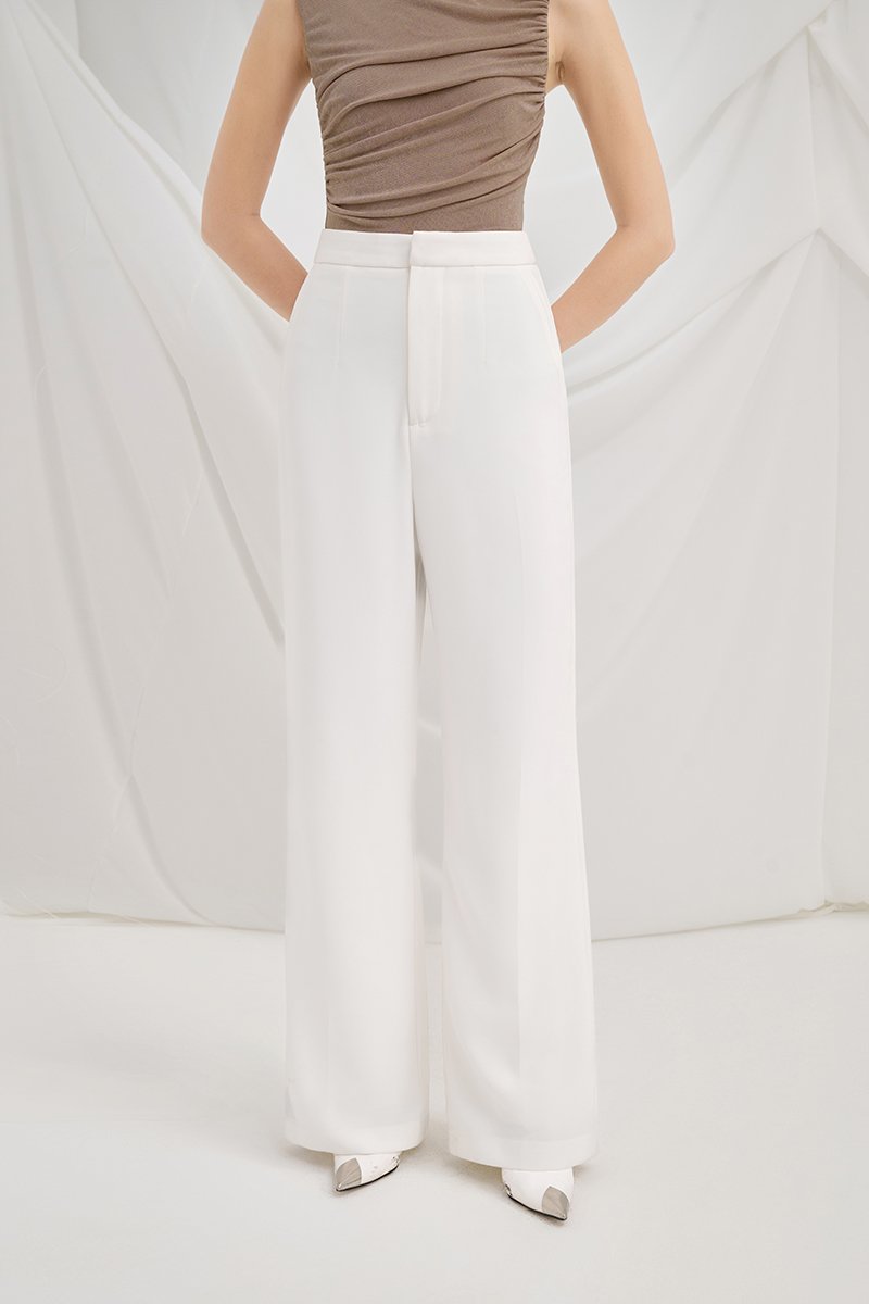 Brooklyn Straight Pants in Iconic White