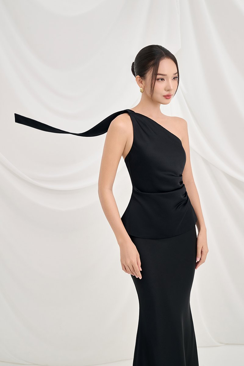 Dakota Padded Toga Ruched Top in Classic Black