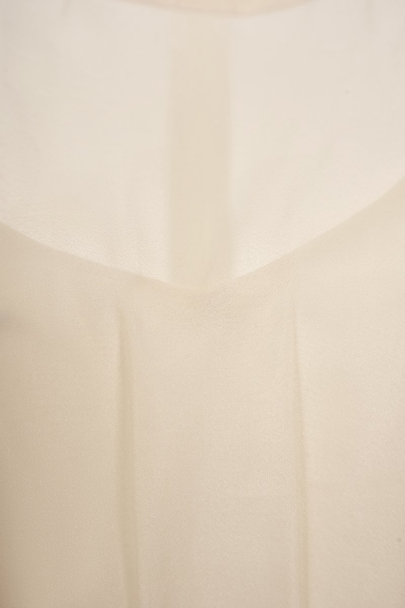 Elarin Pin Tuck Top in Cream