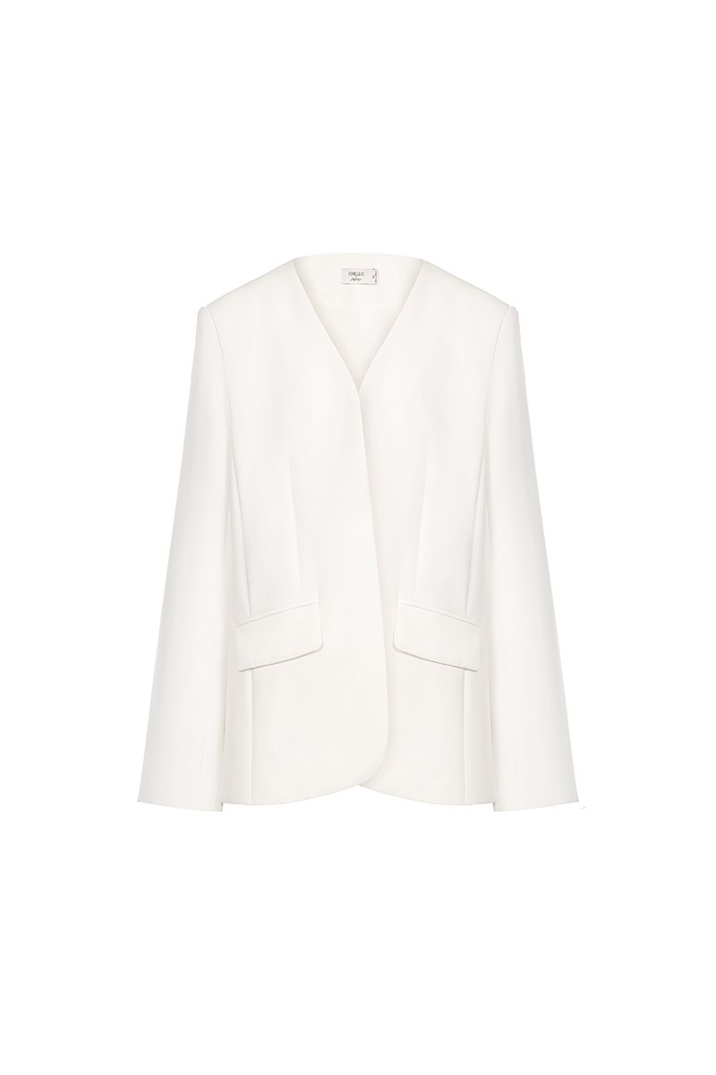 Isolde Oversized Blazer in Iconic White