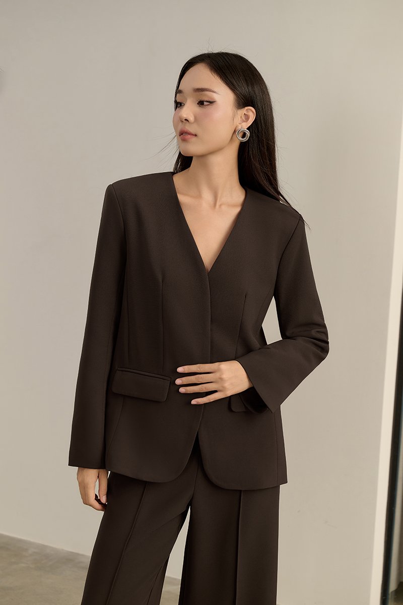 Isolde Oversized Blazer in Coffee