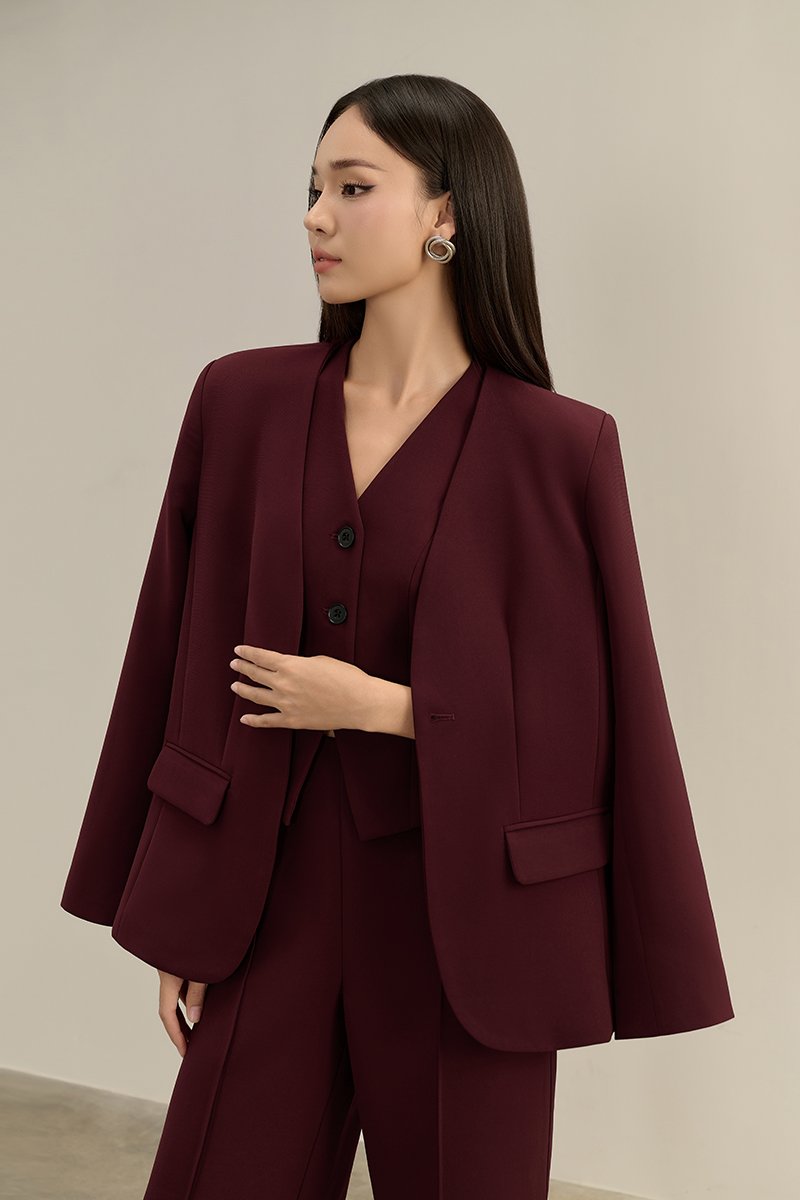Isolde Oversized Blazer in Pinot Noir