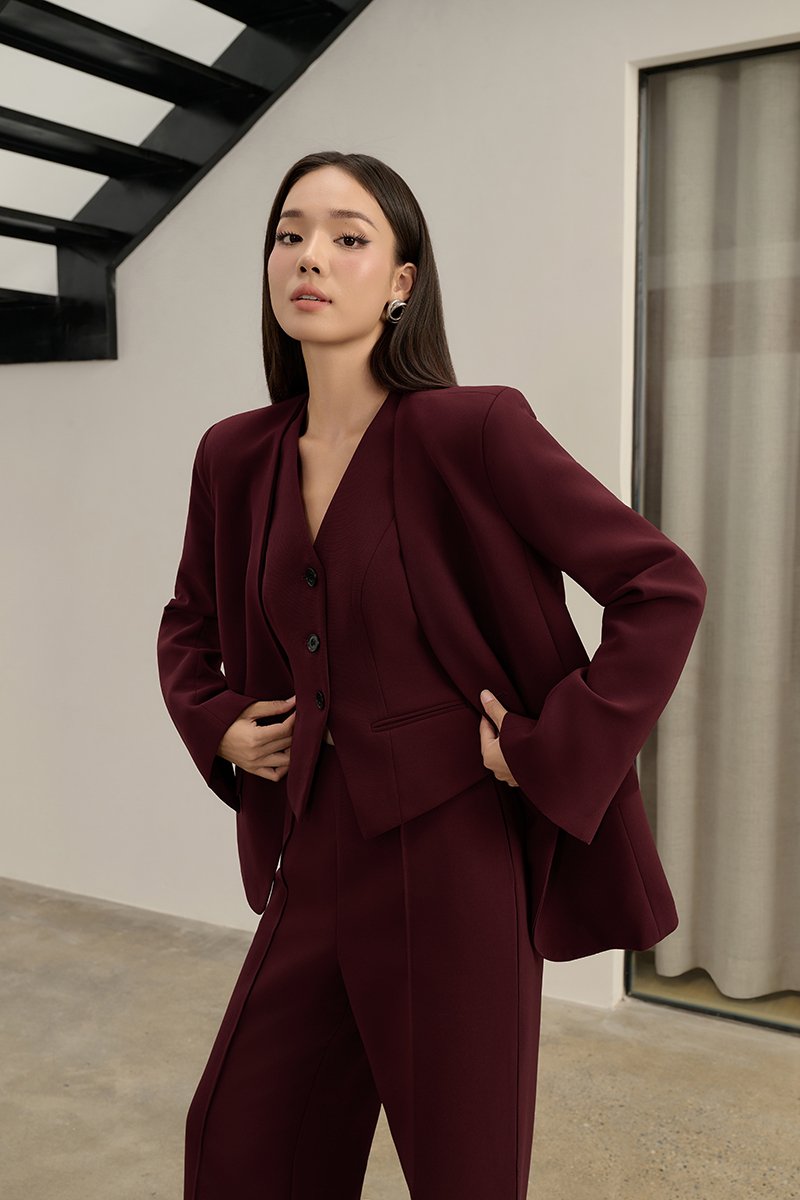 Isolde Oversized Blazer in Pinot Noir