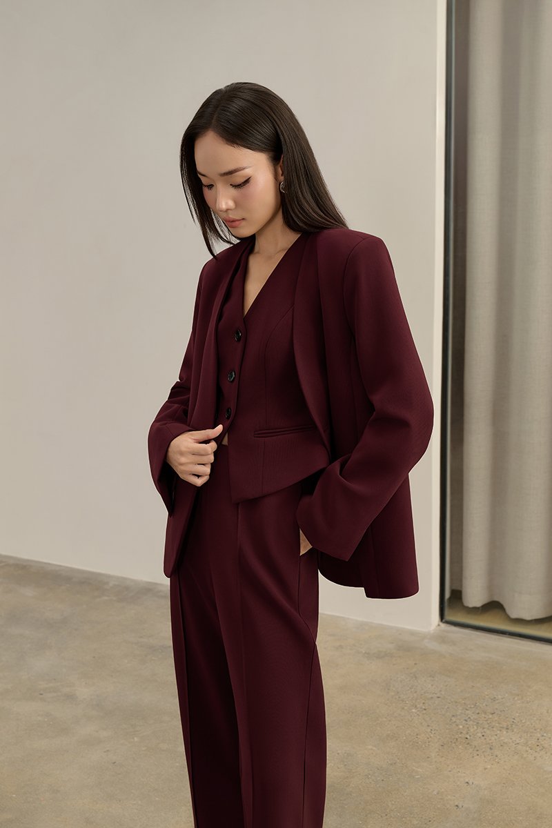 Isolde Oversized Blazer in Pinot Noir