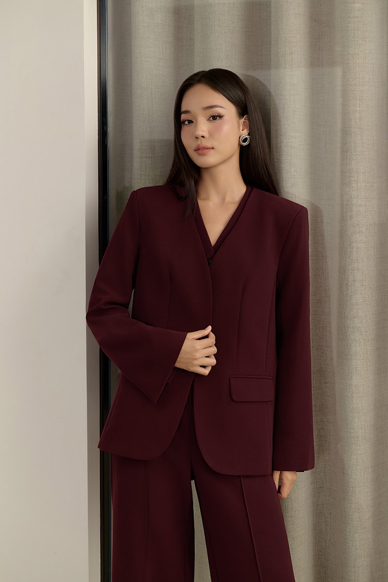 Isolde Oversized Blazer in Pinot Noir