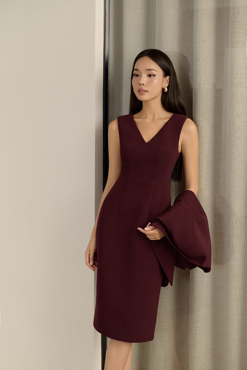 Saelle Padded V-neck Pencil Dress in Pinot Noir