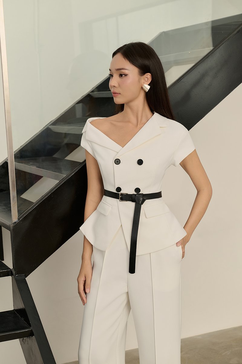 Vionne Asymmetrical Off Shoulder Top in Iconic White | Chello