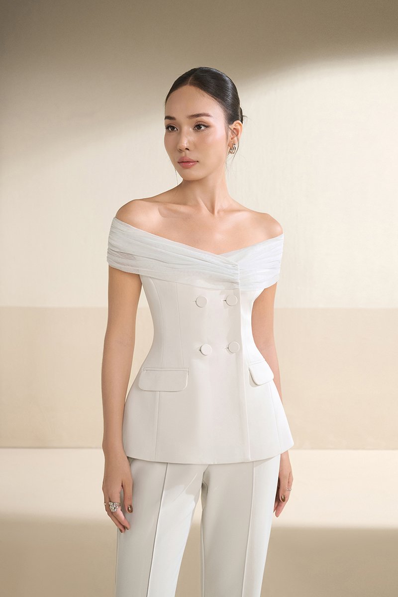 Alodia Mesh Off Shoulder Tailored Top in Light Grey Frost