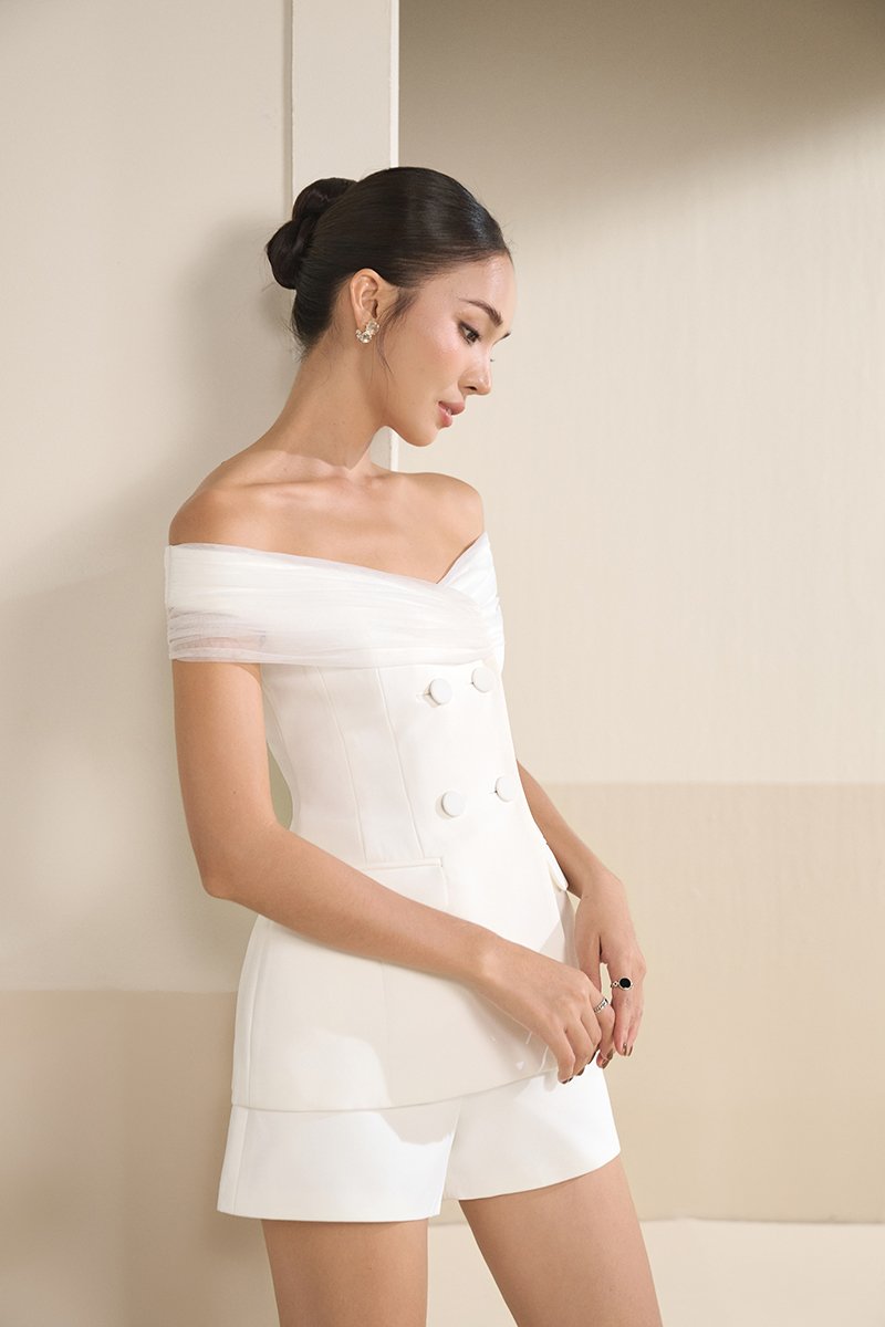 Michelle High Waist Tailored Shorts in Iconic White