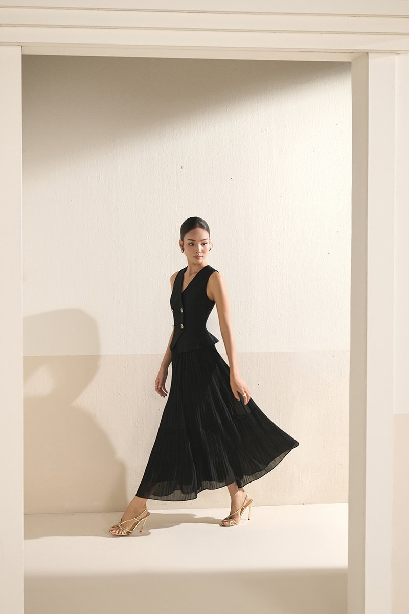 Paige V-Neck Midi Dress in Classic Black