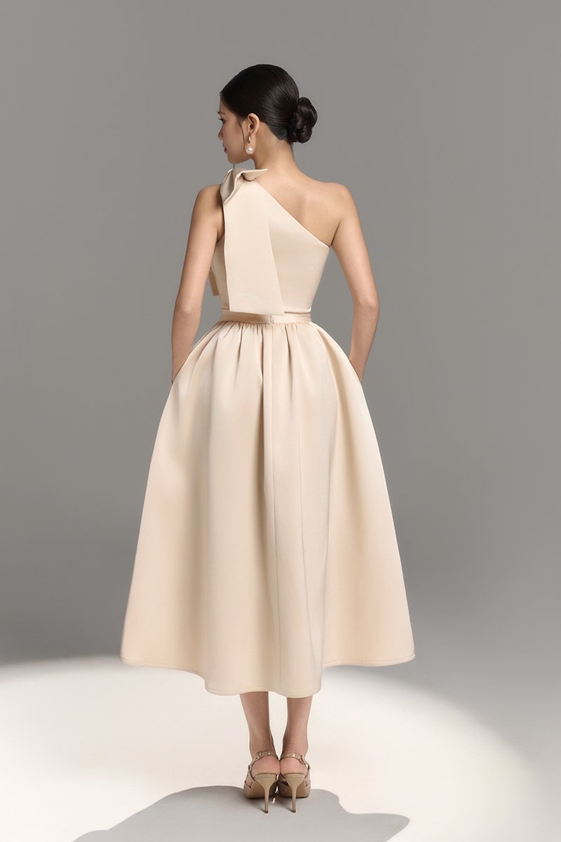 Lumira Midi Skirt in Peach Champagne