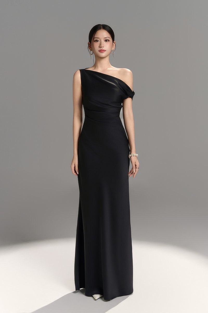 Callune Cowl Maxi Dress in Classic Black