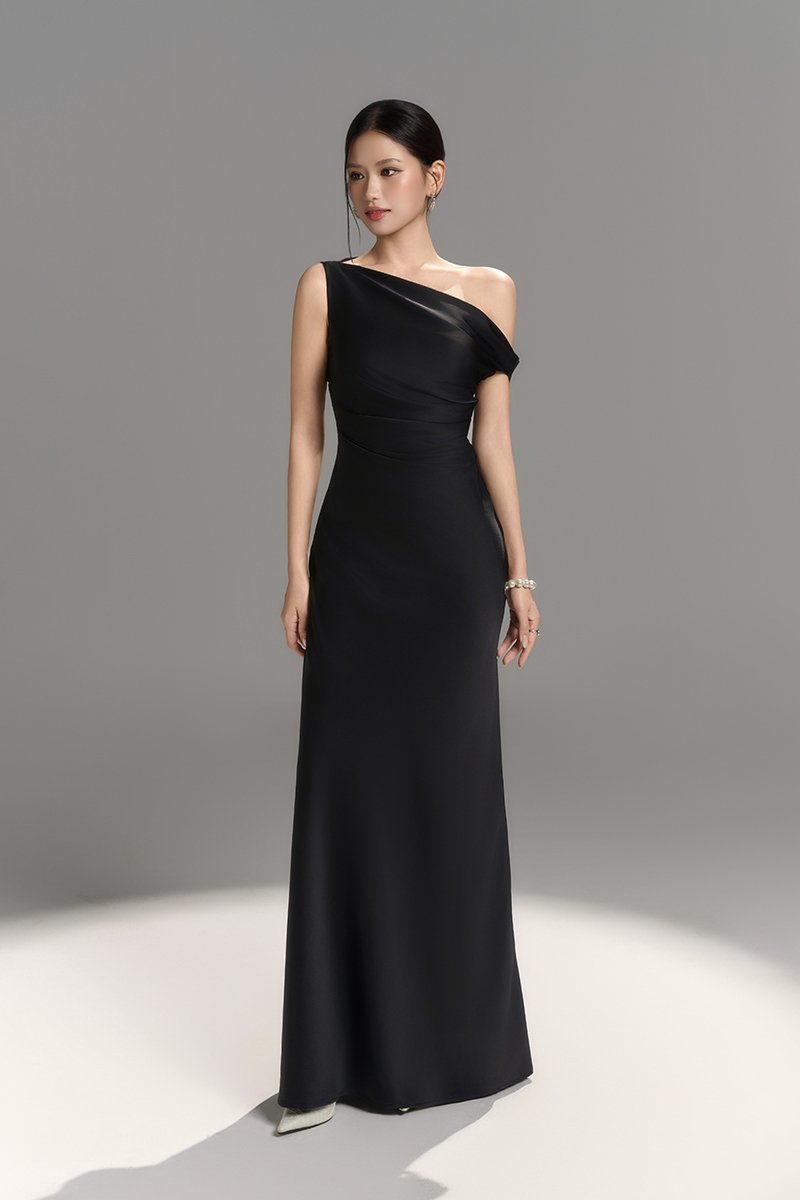 Callune Cowl Maxi Dress in Classic Black