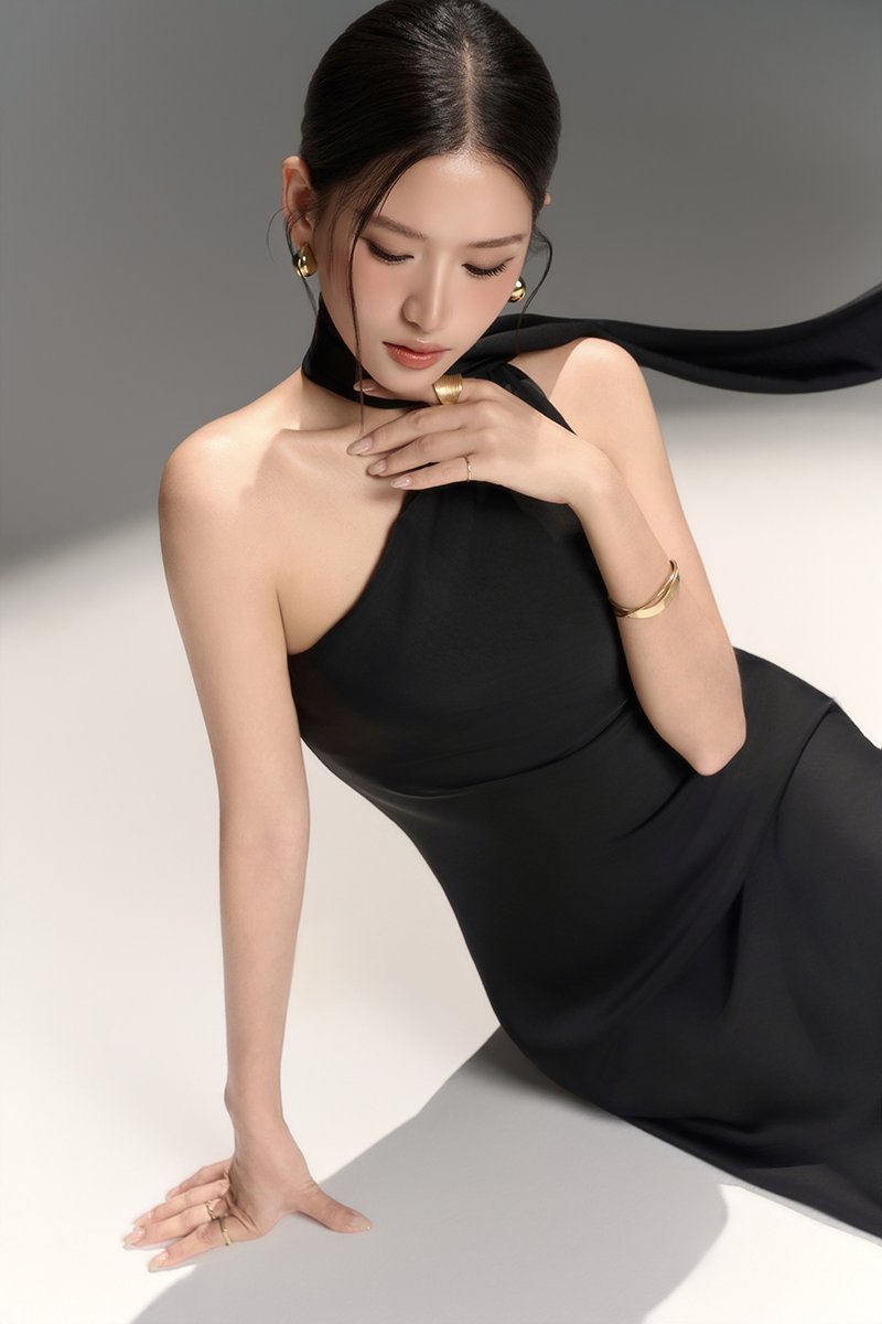 Echo Toga Shawl Maxi Dress in Classic Black