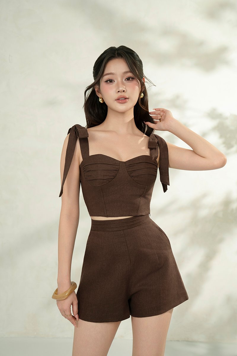 Evita Pleated Waistband Shorts in Roasted Cocoa