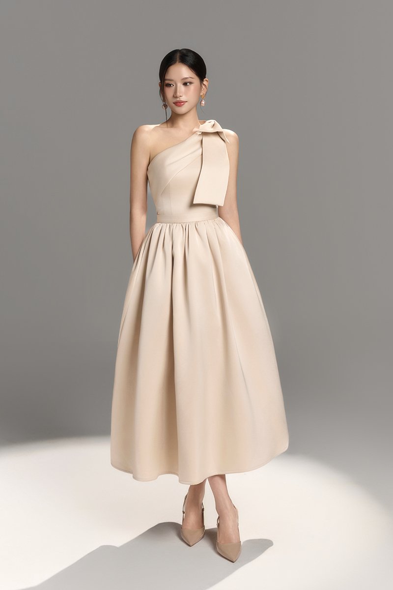 Lumira Midi Skirt in Peach Champagne