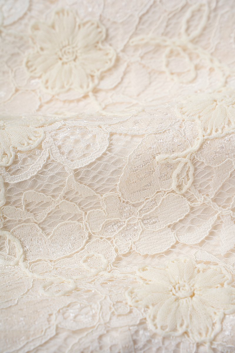 Andr&eacute;e Guipure Lace Mini Skort in Cr&egrave;me
