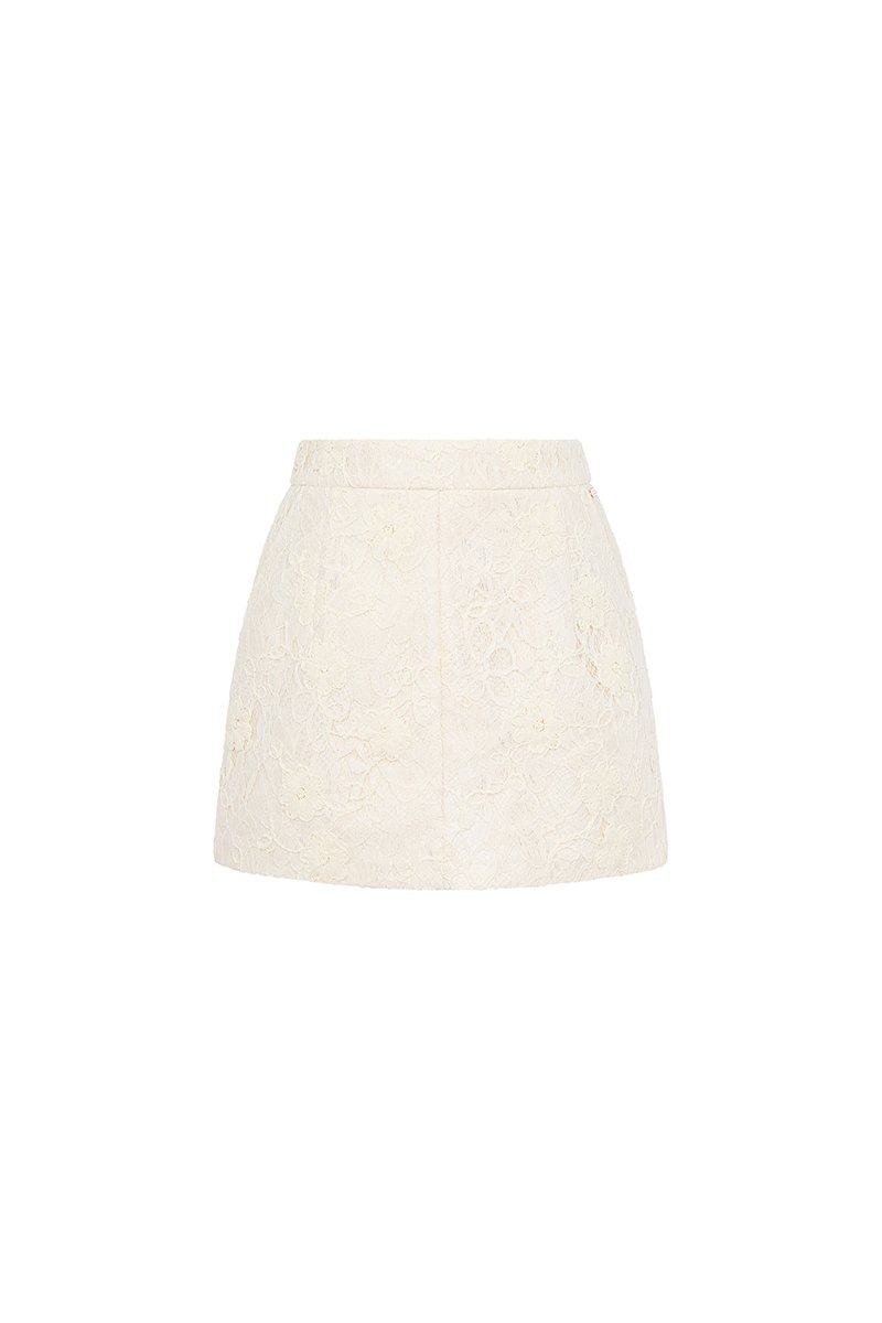 Andr&eacute;e Guipure Lace Mini Skort in Cr&egrave;me