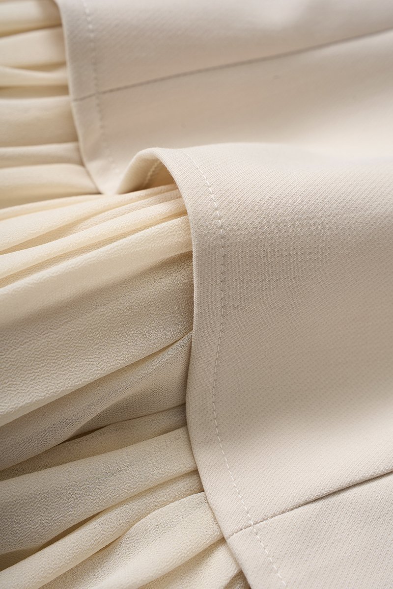 Eleanor Padded Contrast Maxi Dress in Light Bisque