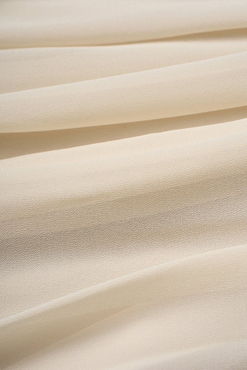 Eleanor Padded Contrast Maxi Dress in Light Bisque