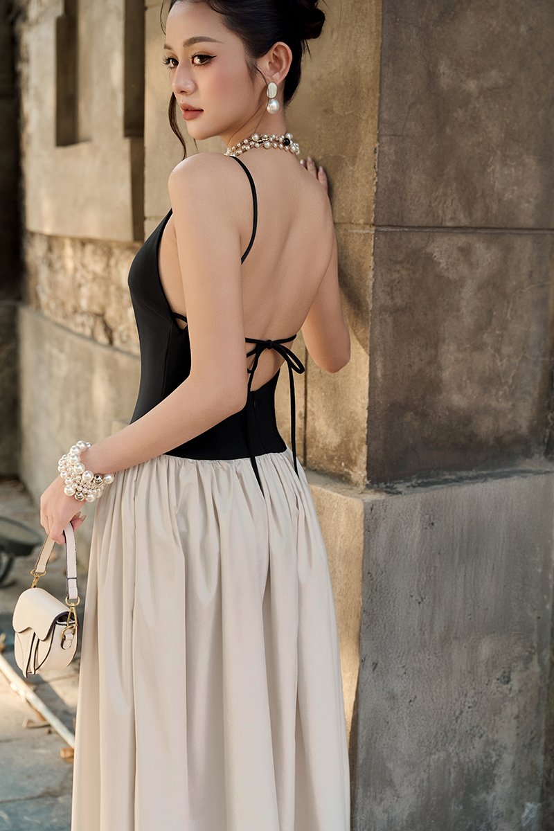 Evelyne Padded Contrast Midi Dress in Black Cream