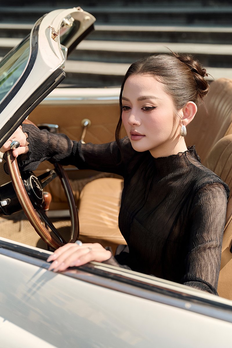 Ingrid High Neck Top With Inner Tube in Classic Black