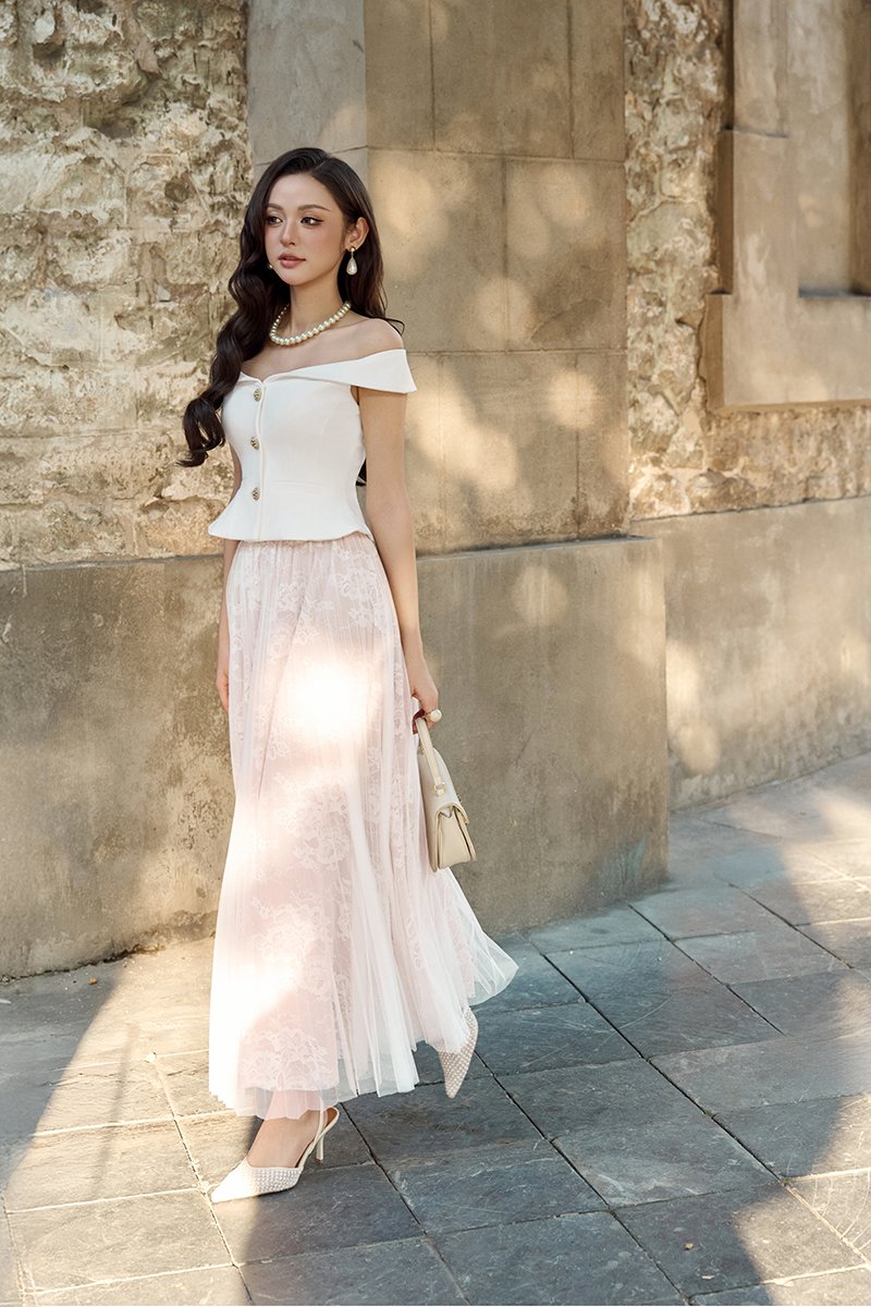 Maelys Pleated Tulle Lace Midi Skirt in Iconic White