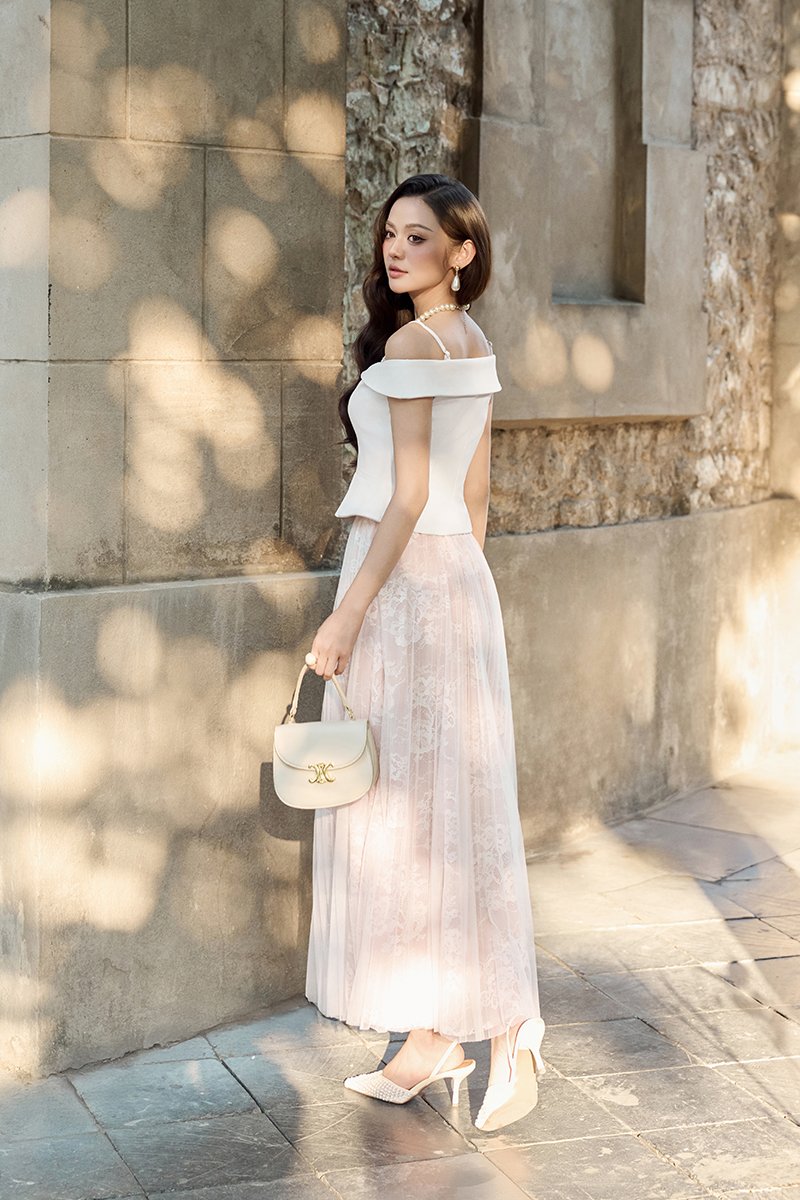 Maelys Pleated Tulle Lace Midi Skirt in Iconic White