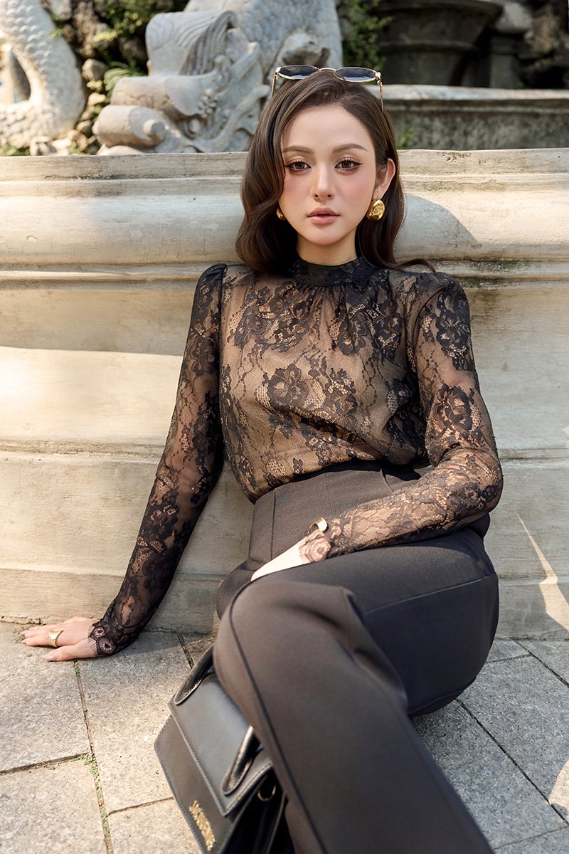Morgan Lace Top in Classic Black
