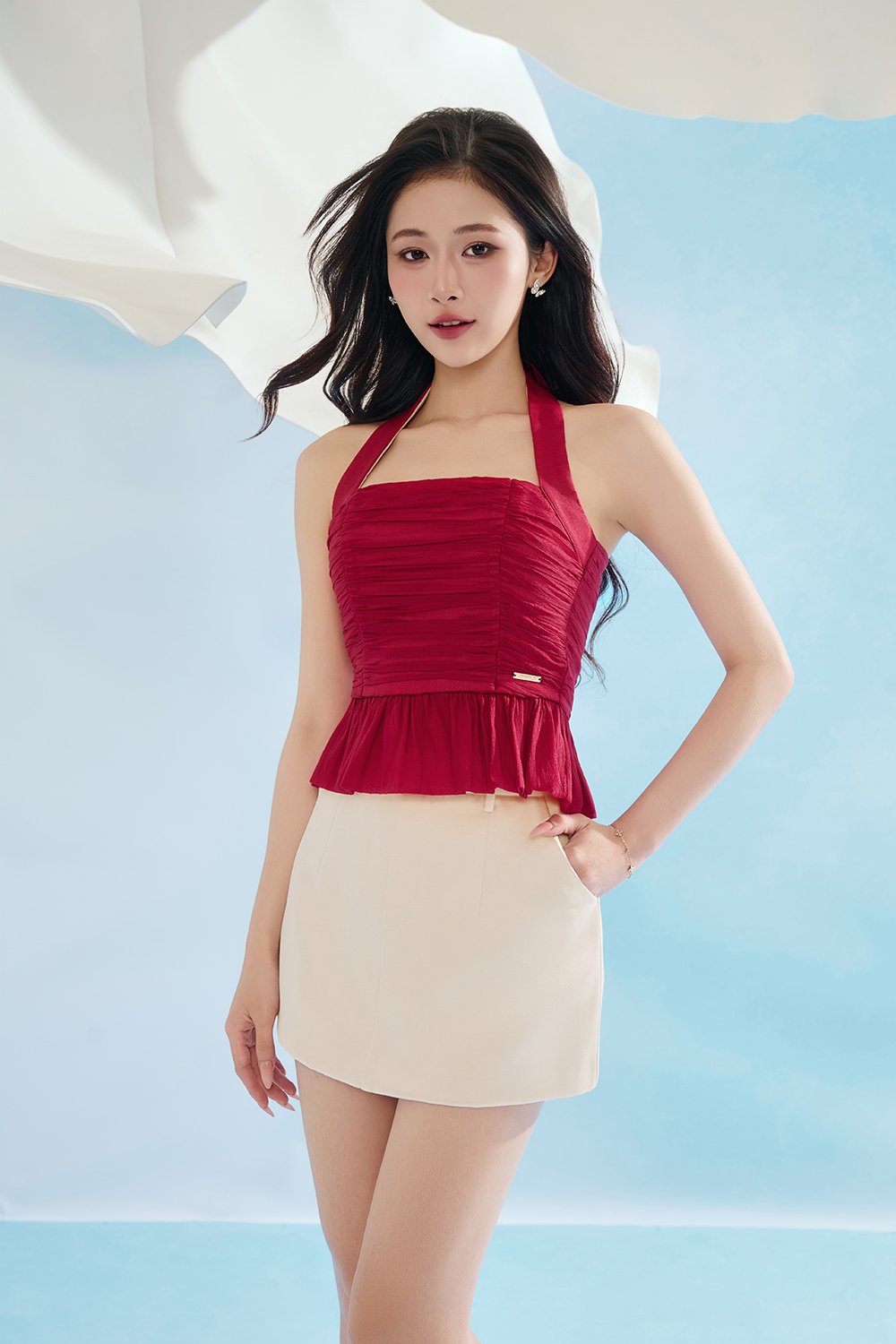 Andr&eacute;e Sateen Mini Skort in Champagne