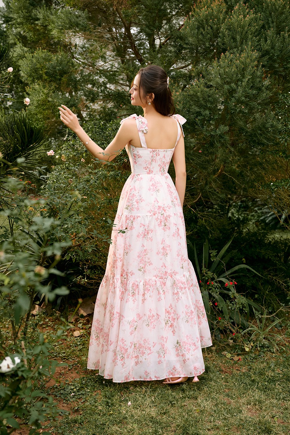 Belle Removable Ribbon Straps Bustier Tiered Maxi Dress in Fleurison Ros&eacute;e