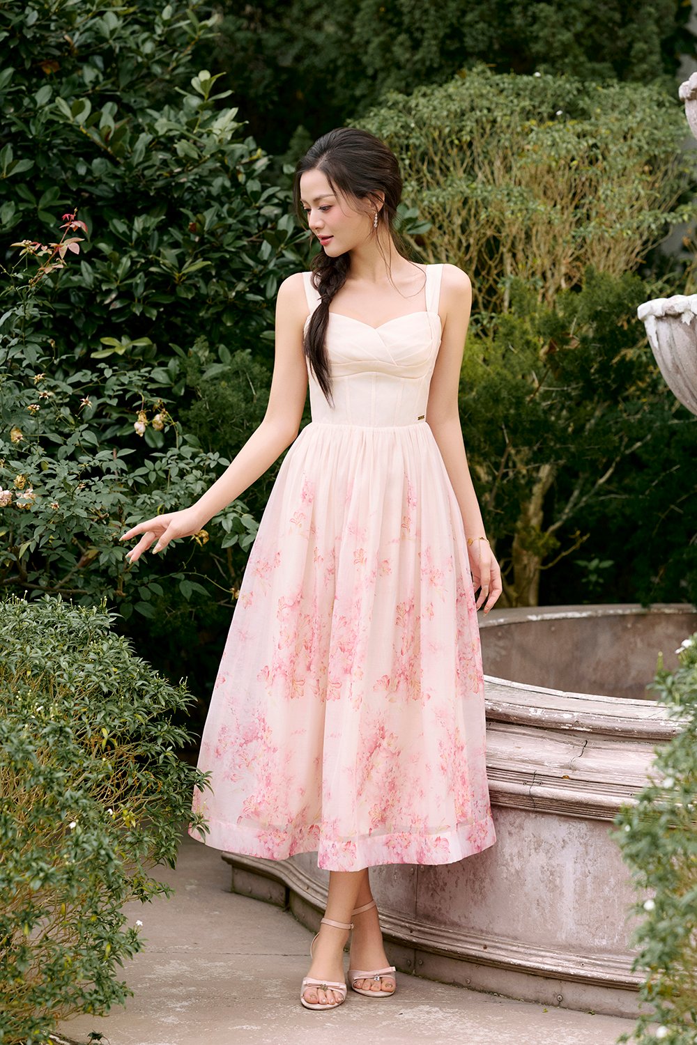 Dream Pleated Bust Soft Corset Midi Dress in Rose Watercolour Waltz