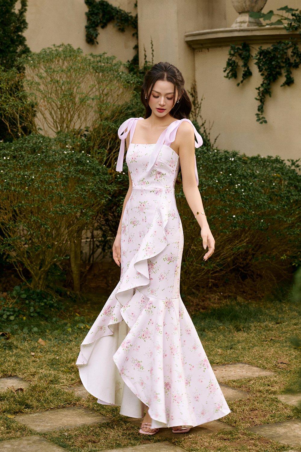 Everlee Padded Movement Maxi Mermaid Dress in Lilac Blooming Bunches