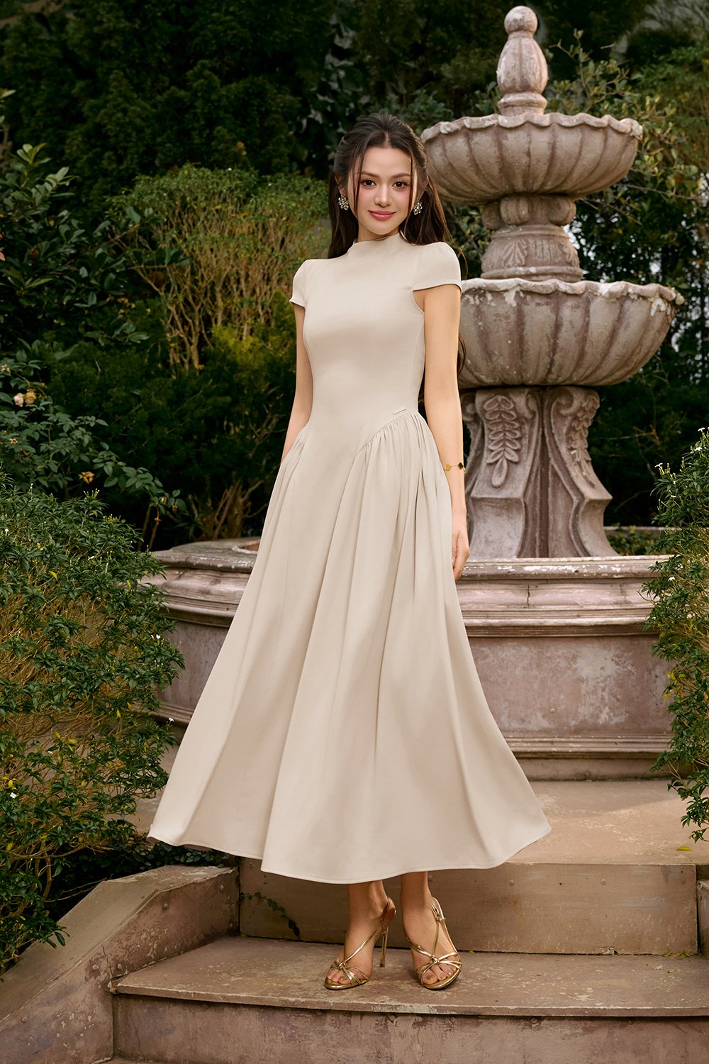 Freya Padded Mock Neck Flare Midaxi Dress in Chantilly Cream