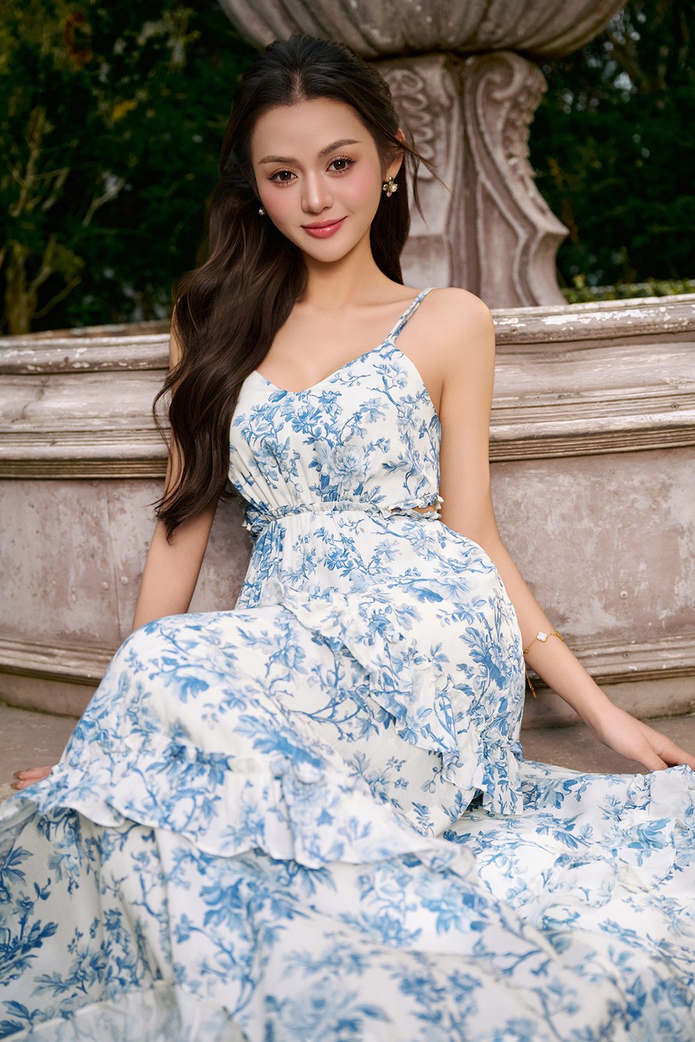 Lira V-neckline Cut Out Maxi Dress in Willowlight