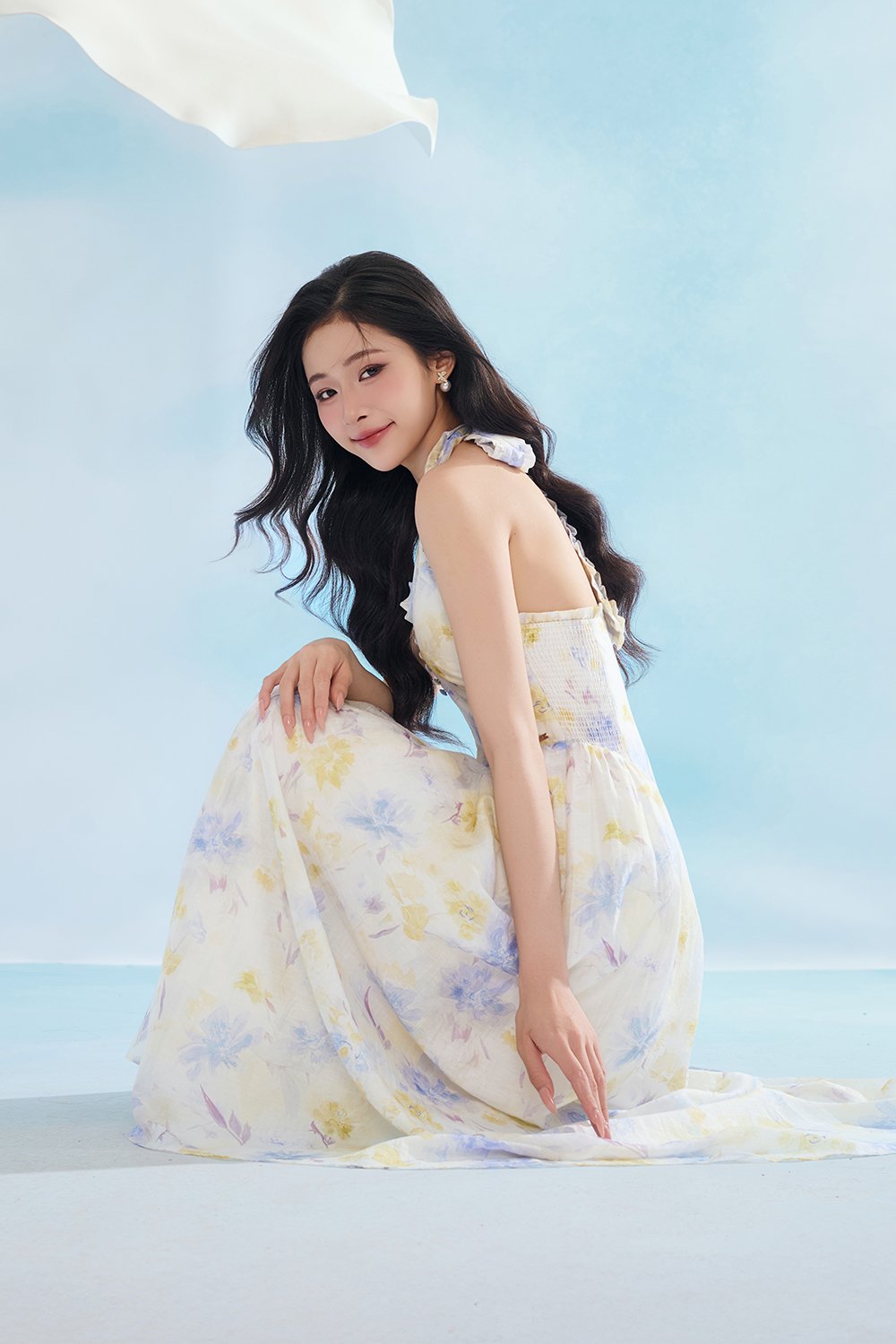 Maisie Padded Halter Flare Maxi Dress in Blue Fleur de Voile