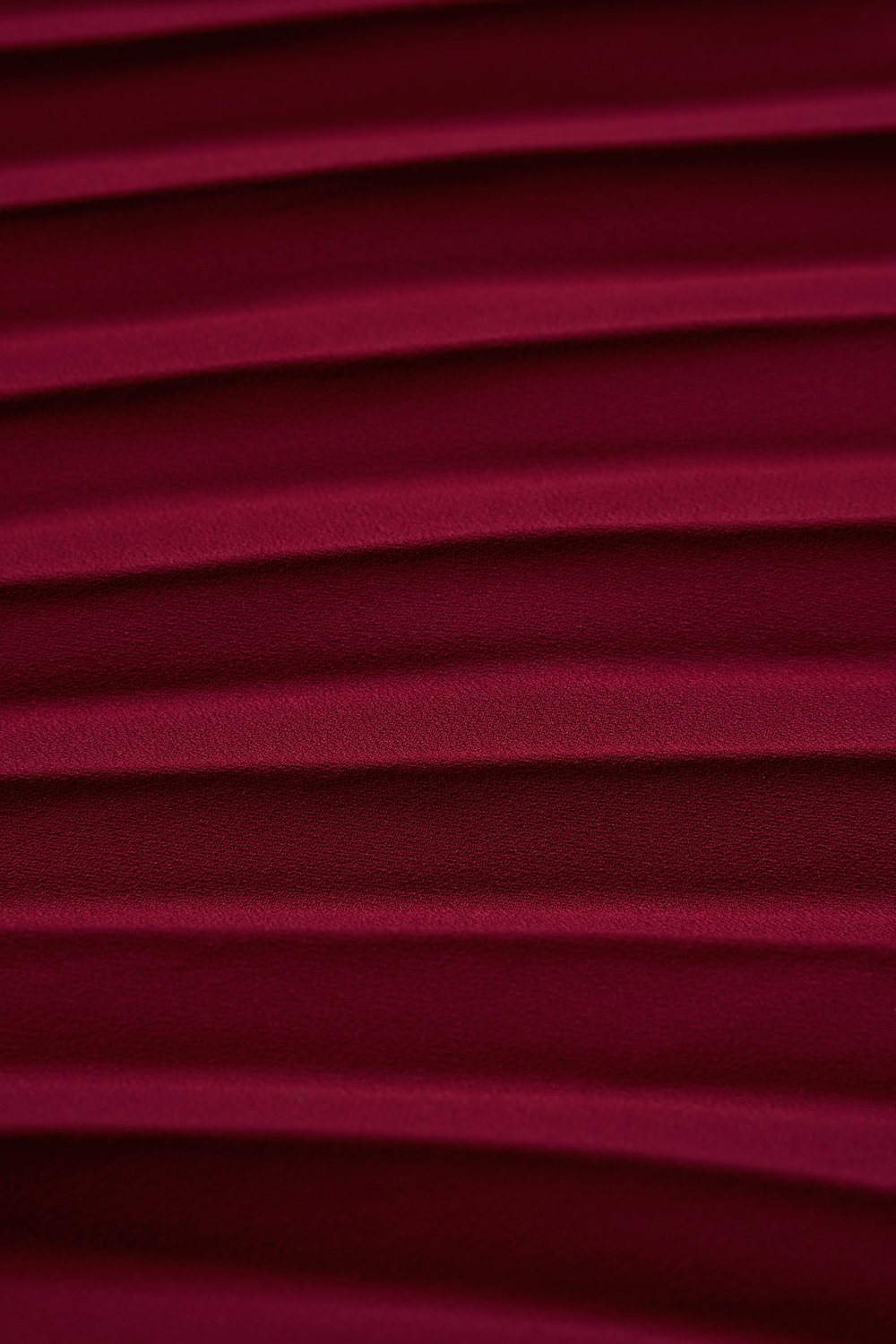 No&eacute;mie Padded Chiffon Ribbon Straps Pleated Jumpsuit in Wine Red