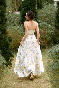 Ceres Diamond Pleated Maxi Dress in Dreaming Blue Blooms