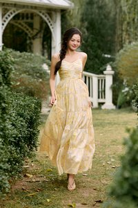 Ceres Diamond Pleated Maxi Dress in Dreaming Yellow Blooms