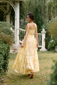 Ceres Diamond Pleated Maxi Dress in Dreaming Yellow Blooms