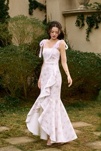 Everlee Padded Movement Maxi Mermaid Dress in Lilac Blooming Bunches