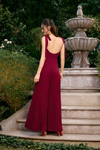 No&eacute;mie Padded Chiffon Ribbon Straps Pleated Jumpsuit in Wine Red