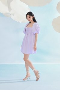 Xena Padded Puff Sleeves Pleated Mini Dress in Lilac Haze